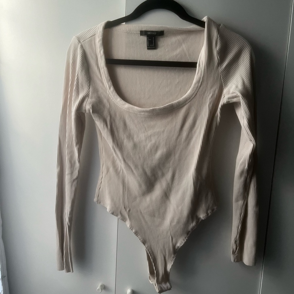 Body open neck